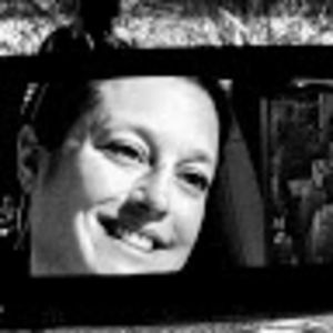 Meet your Posher, Elissa